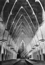 Abb. 6: Berlin, ev. Kirche am Hohenzollernplatz, 1928–1934, Inneres (aus: Deutsche Bauzeitung 66 [1932], S. 589). 